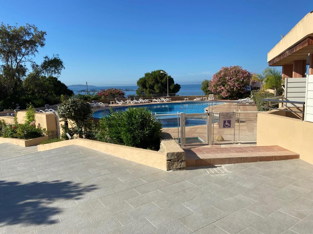 F2 Vue Mer Dans Residence Avec Piscine Ajaccio (Corsica) Exterior foto